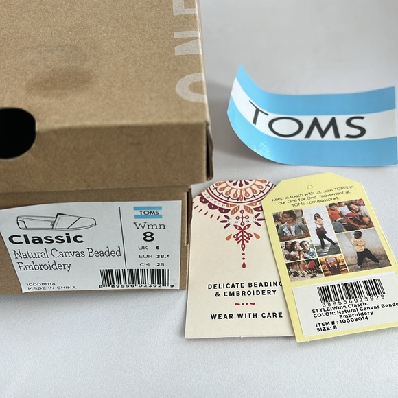 TOMS Women’s Classic Natural Canvas Beaded Embroidery Slip On - Picture 6 of 6